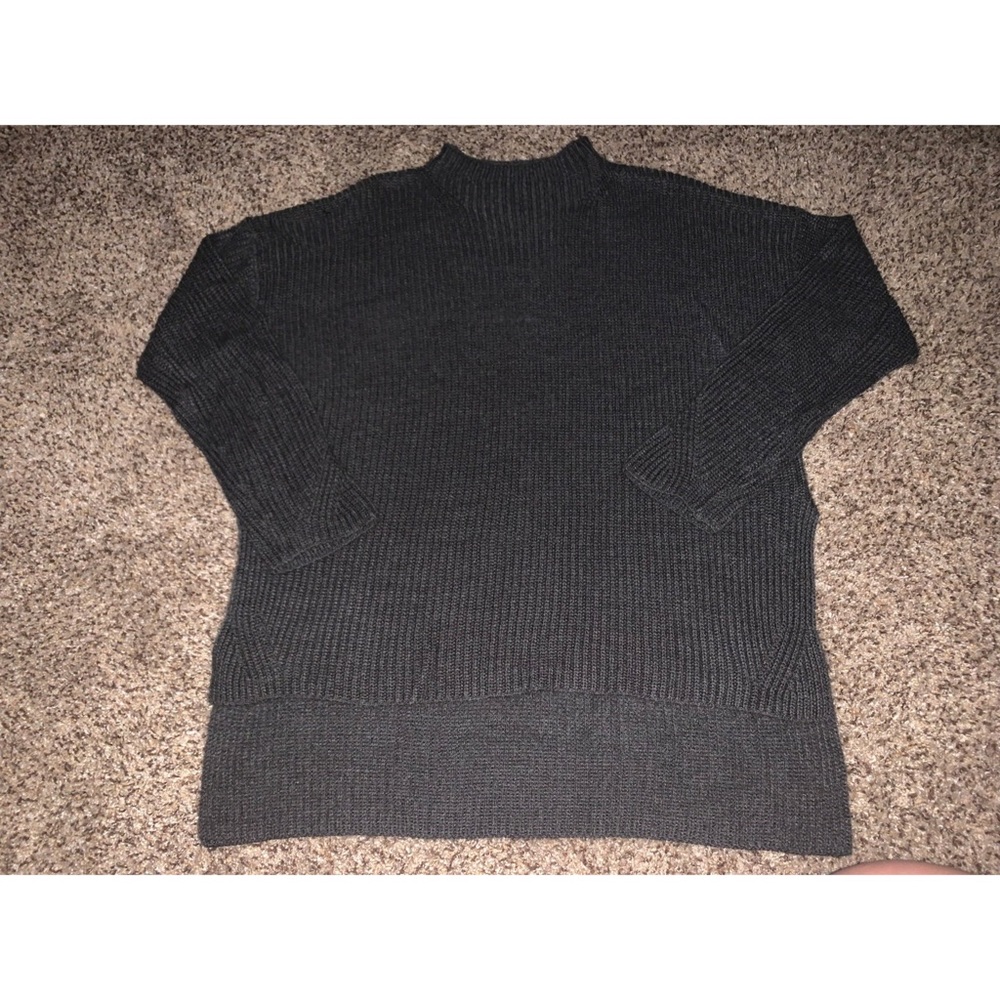 Gray Split Hem Sweater